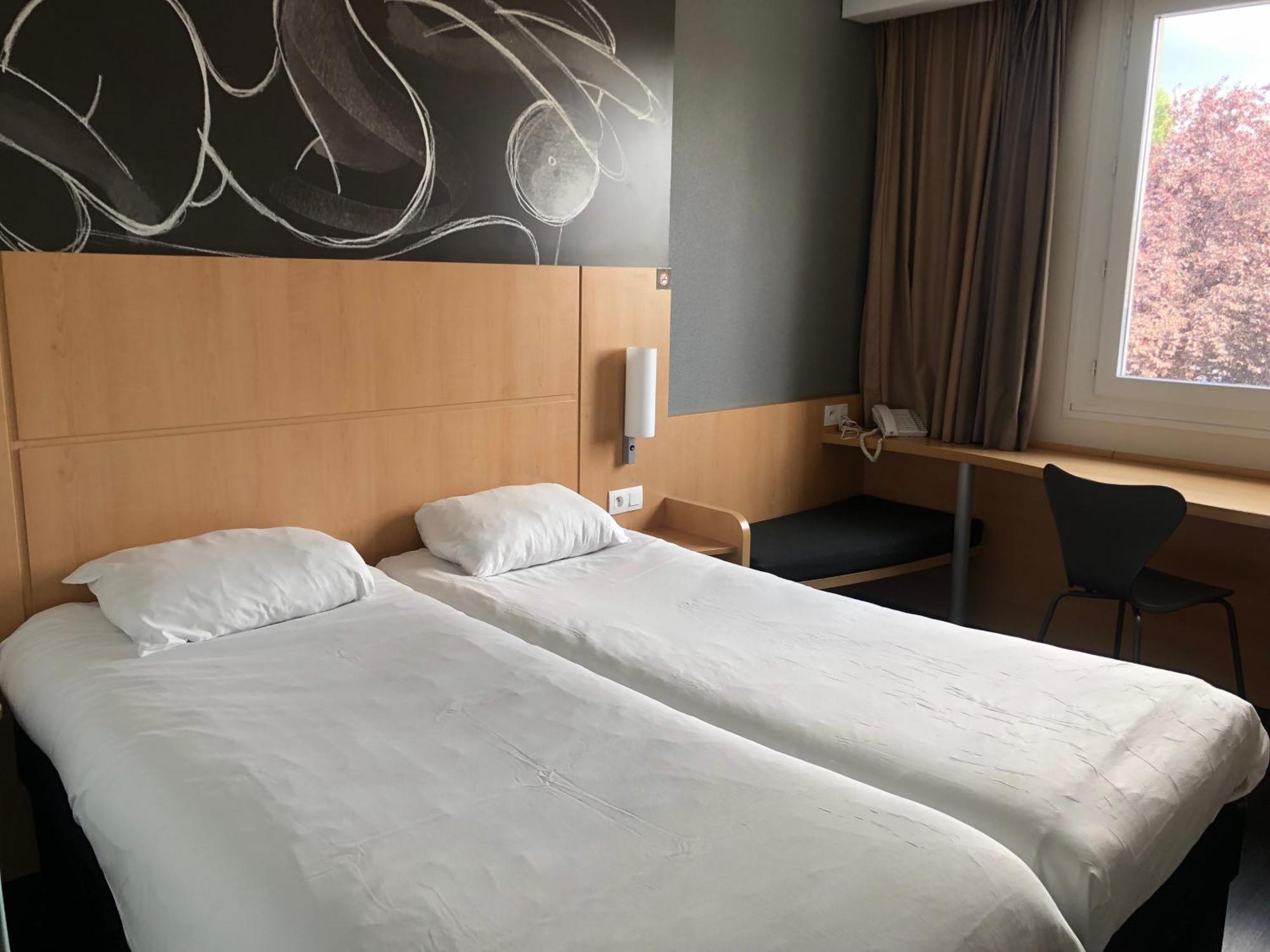 Ibis Clermont Ferrand Nord Riom Hotel Kültér fotó